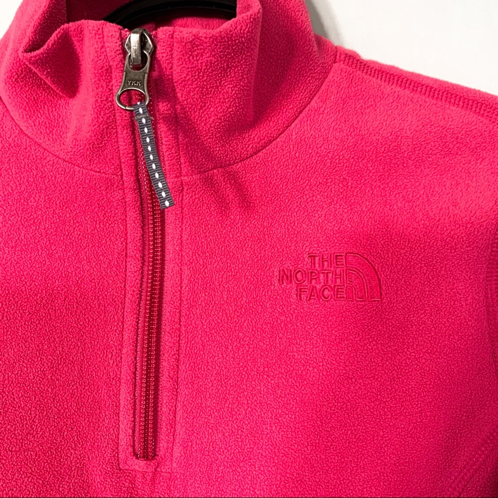 Nwot • The North Face • Fleece 1/4 Zip Sweater - Picture 3 of 6